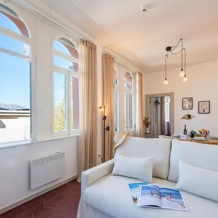 아파트 Tesori Della Vetta 루가노